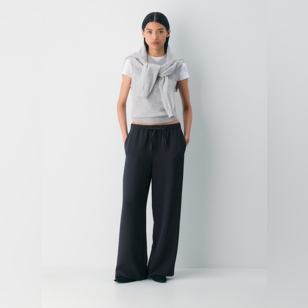 The Lodge Pant-Navy Crepette regular length
